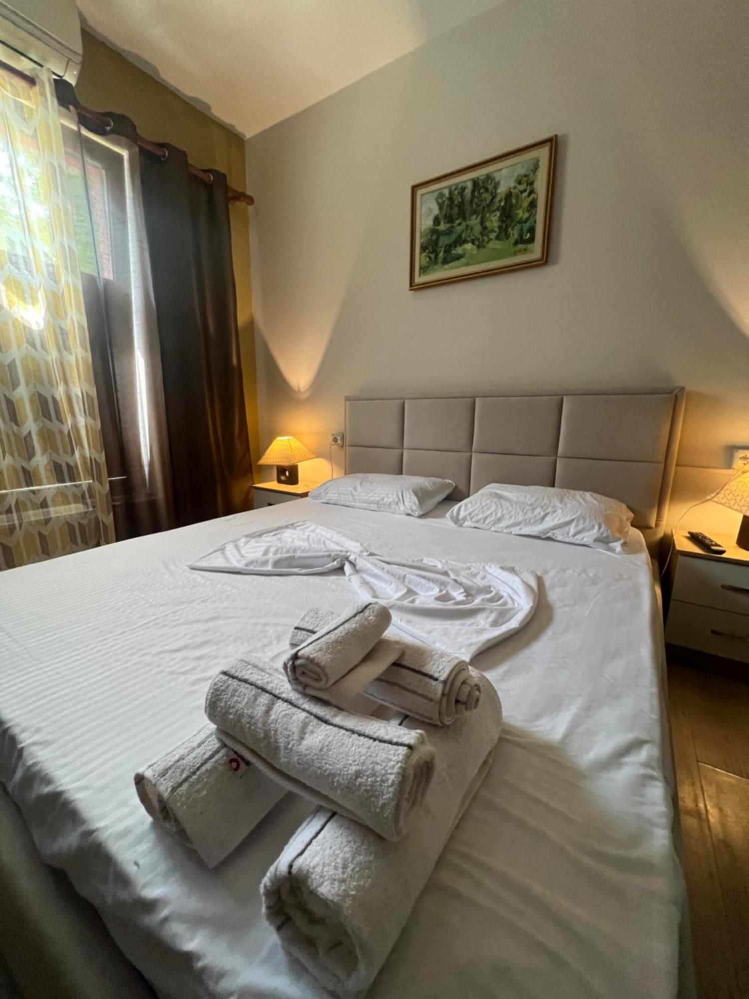 Destinacion Central Room Tirana Eksteriør billede