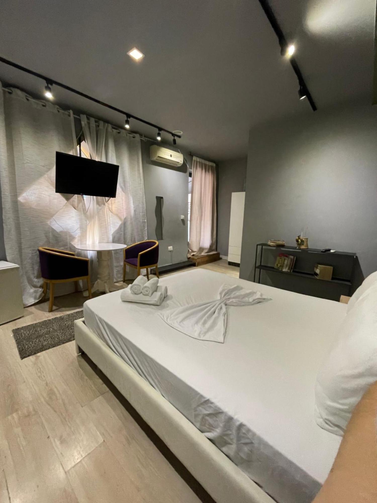 Destinacion Central Room Tirana Eksteriør billede