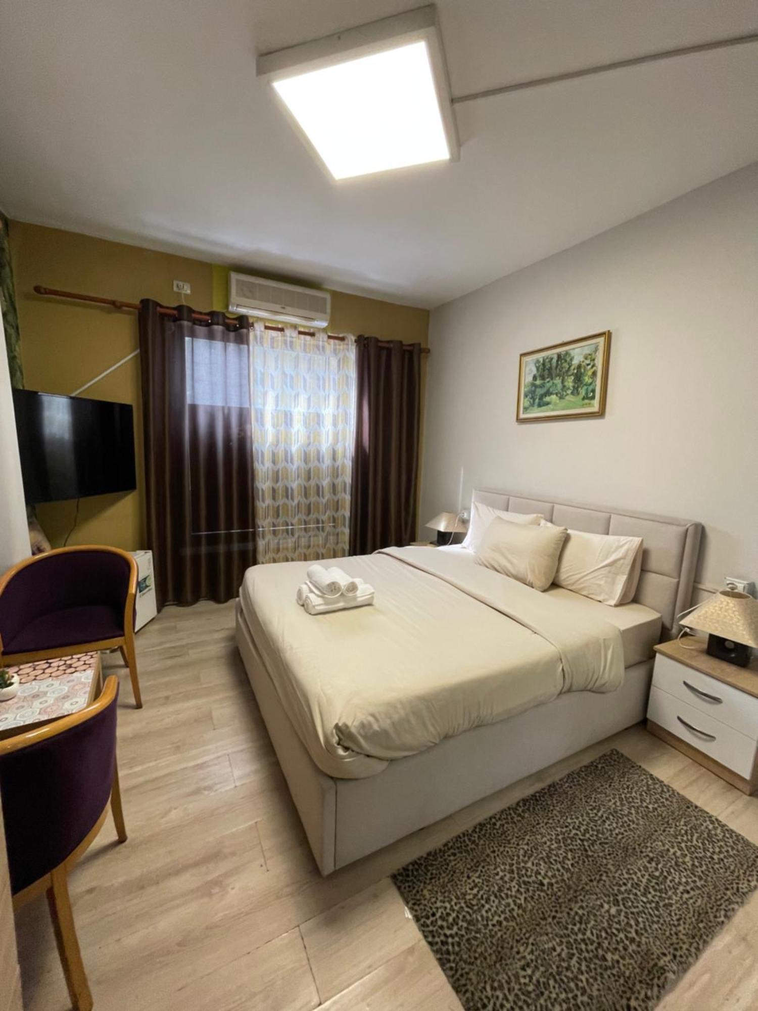 Destinacion Central Room Tirana Eksteriør billede